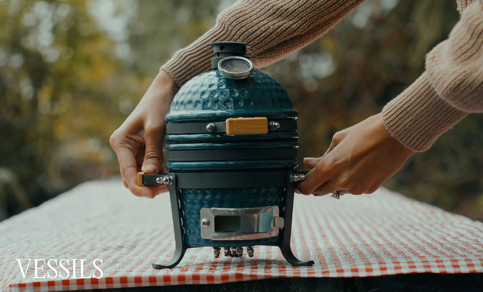 A tiny cookout grill