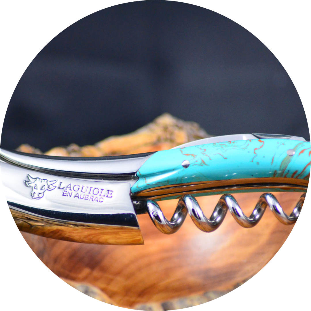 Laguiole en Aubrac a turquoise knife